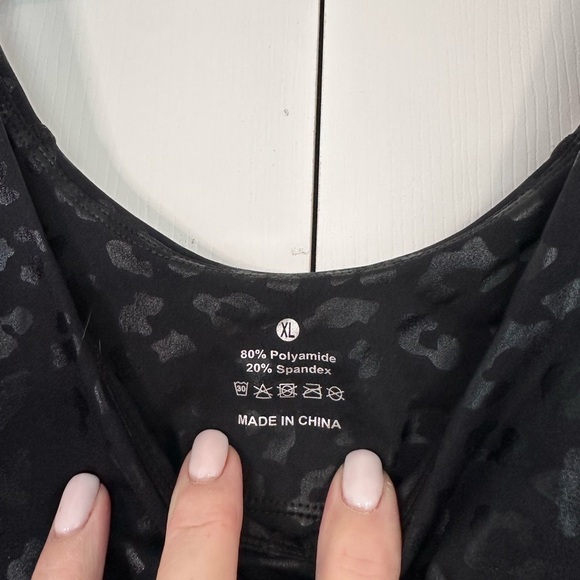 Black Shiny Leopard Workout Crop Top Padded Sports Bra - Picture 4 of 4